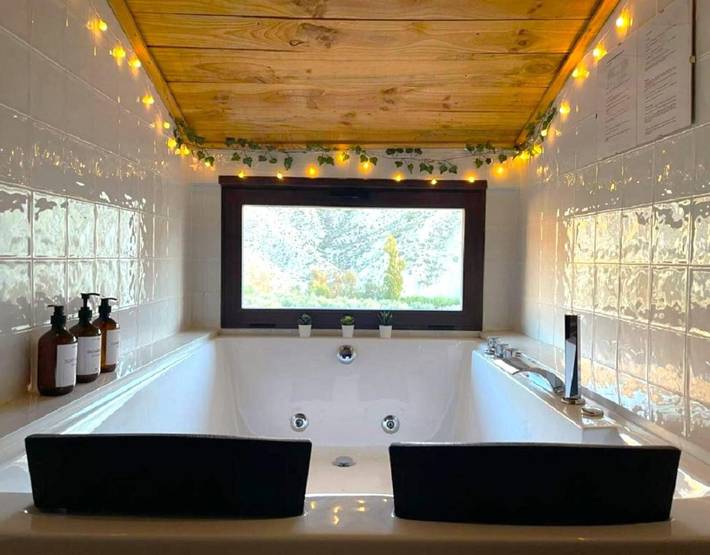 Casa rural para 10 personas, con Balcón y Jacuzzi en Sierra de Cazorla