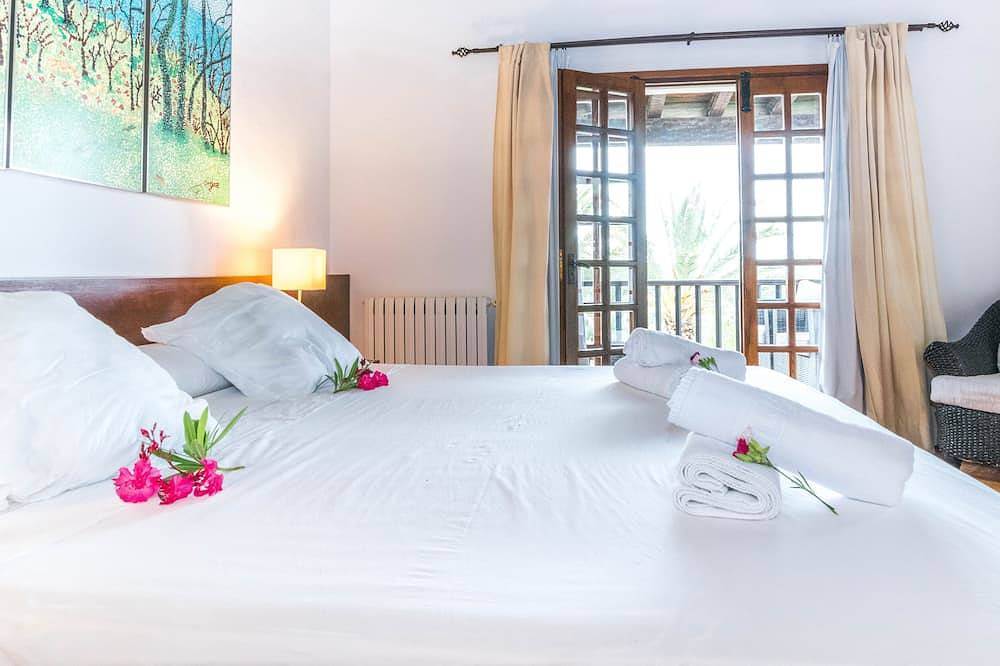 Pu Bl Blay L'Essenza Di Ibiza in Santa Eularia des Riu, Ibiza Est