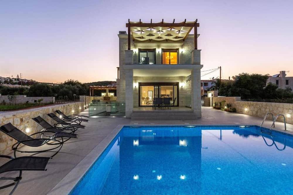 Villa for 10 People in Almyrida, Vamos