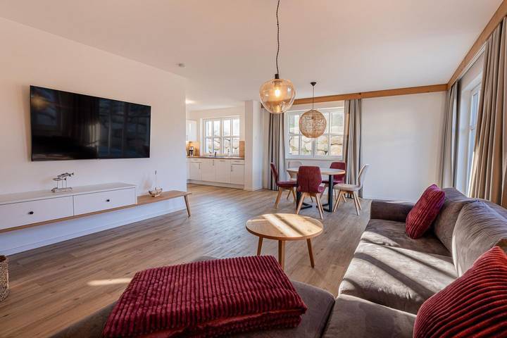 Ferienwohnung für 5 Personen, mit Terrasse und Garten in Lohme - 4