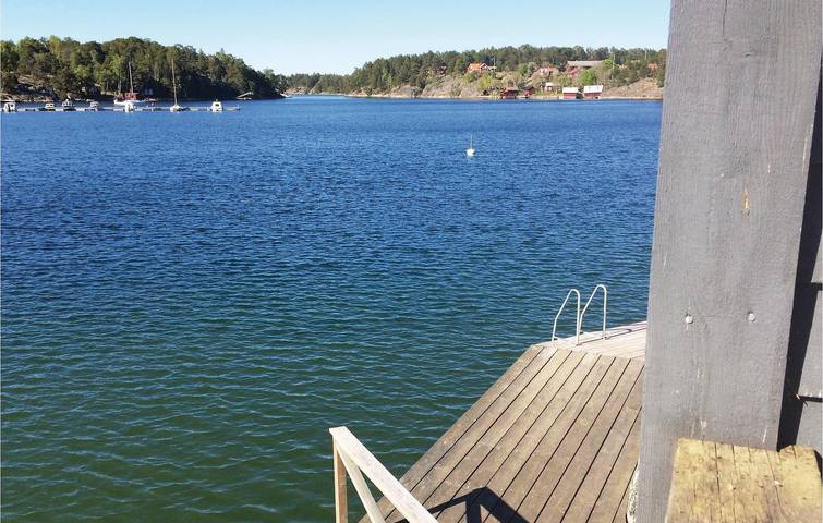 Maison de vacances pour 4 personnes avec jardin in Vindö