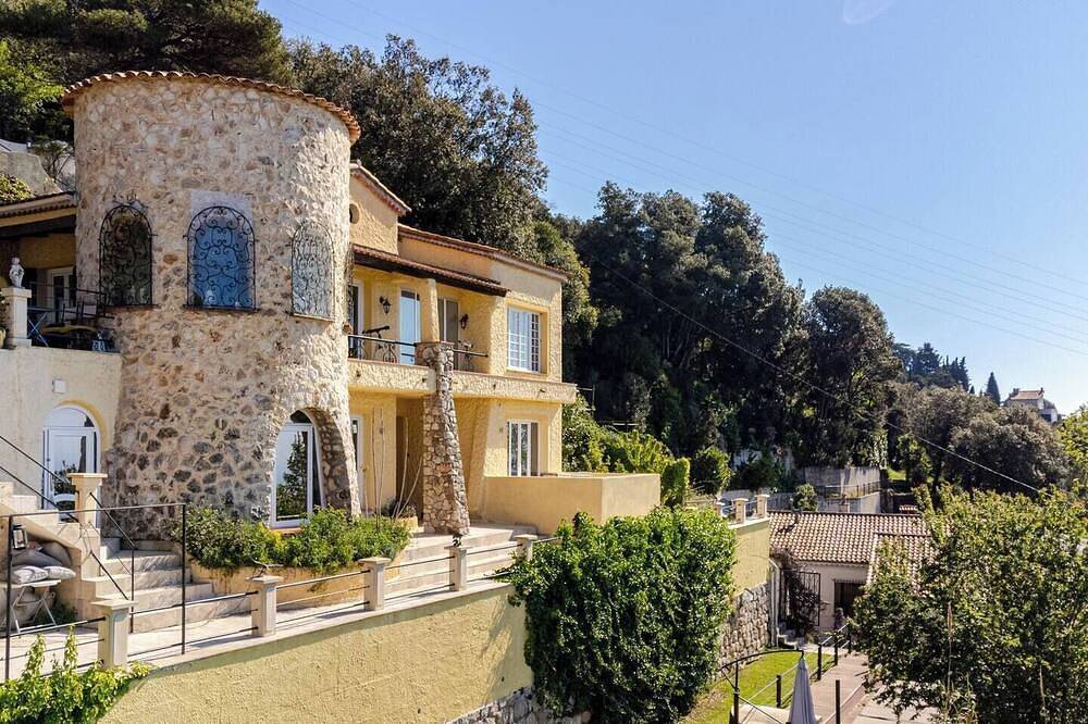 ✨ Castle Style Retreat with Monaco Sea Views – 4 Bedrooms | Pool | Mountain Walk in La Turbie, Nice region