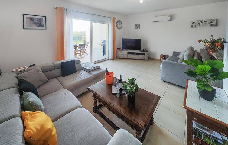 Location de vacances pour 6 personnes, avec piscine ainsi que terrasse et jardin à Mirepeisset - 4