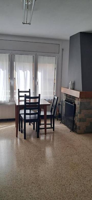 Gîte pour 5 personnes, avec balcon à Berga