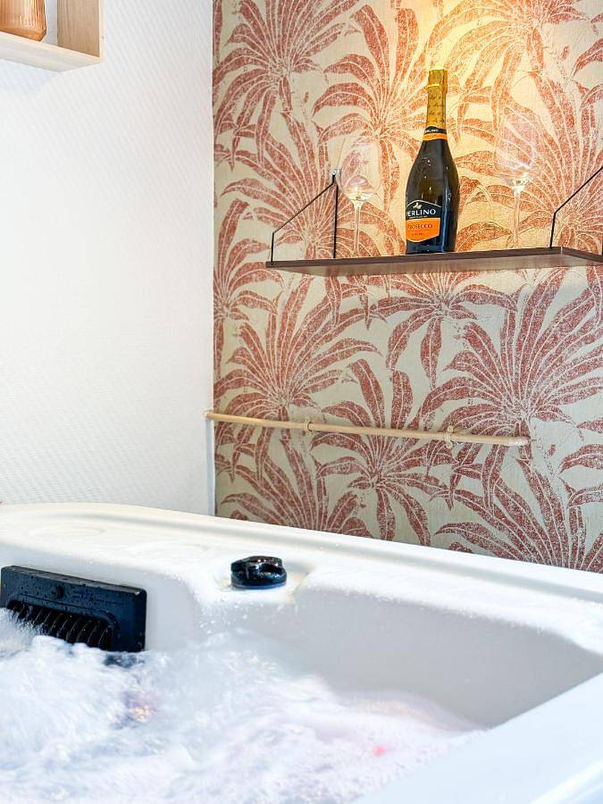 Gîte pour 2 personnes, avec jacuzzi et jardin à Guingamp - 3