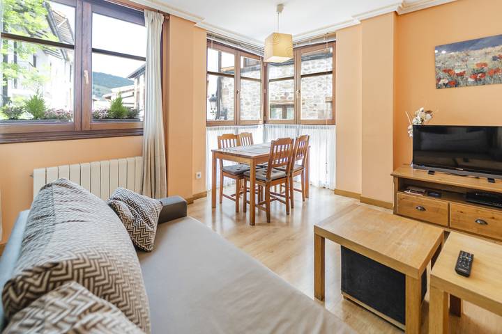 Apartamento de vacaciones para 6 personas, con jardín en La Rioja