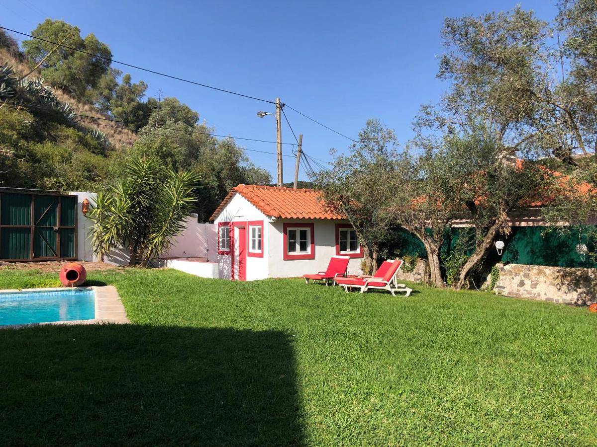 Estúdio inteiro, Lisbon Cozy House w/Garden and Pool in Queluz, Costa de Lisboa