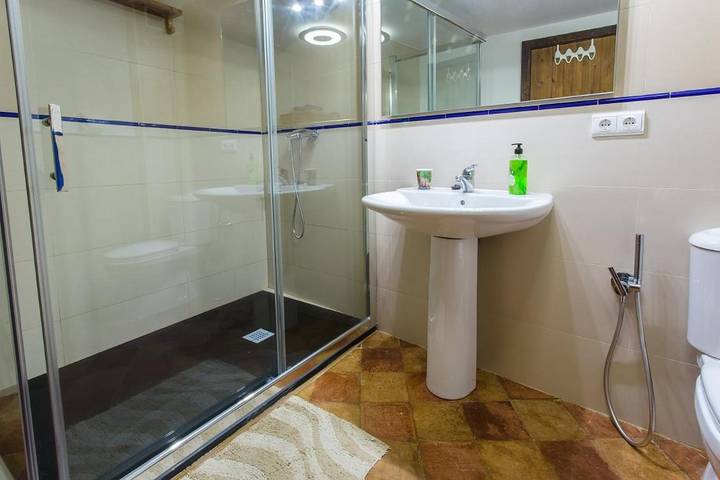 Casa rural para 7 personas, con vistas y balcón en Somontano de Barbastro - 4