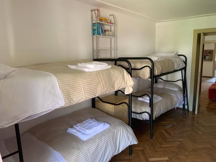 Gîte pour 10 personnes, avec vue et terrasse, animaux acceptés dans Morgex - 3