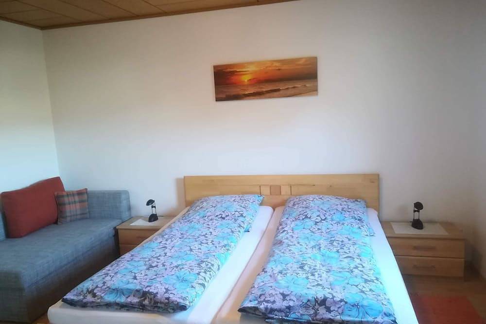 Ganze Wohnung, Ruhige Ferienwohnung,  Fränkisches Seenland - Nähe Altmühlsee in Arberg, Fränkisches Seenland