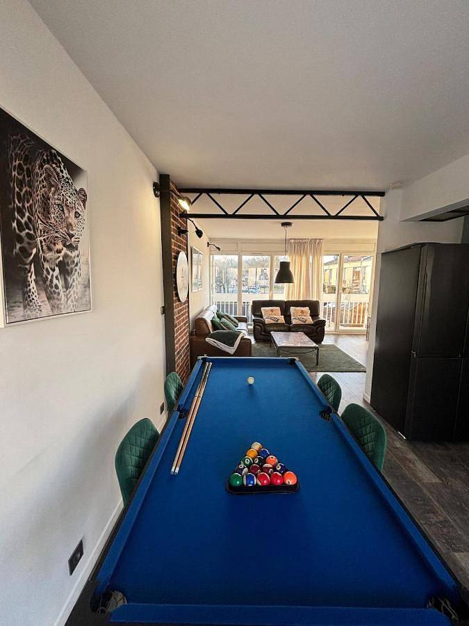 Appartement de vacances pour 6 personnes, avec Balcon et Vue à Montigny-le-Bretonneux