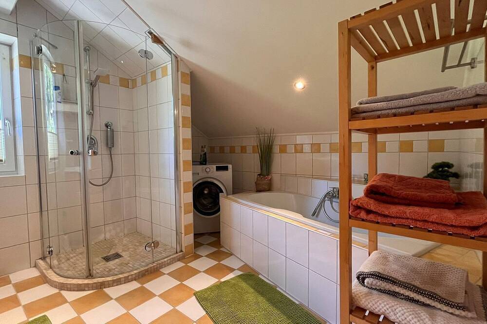 Ganze Wohnung, Ferienwohnung zum Irrsee 79 - Ferienwohnung Zum Irrsee in Salzkammergut-Berge, Mondsee & Irrsee