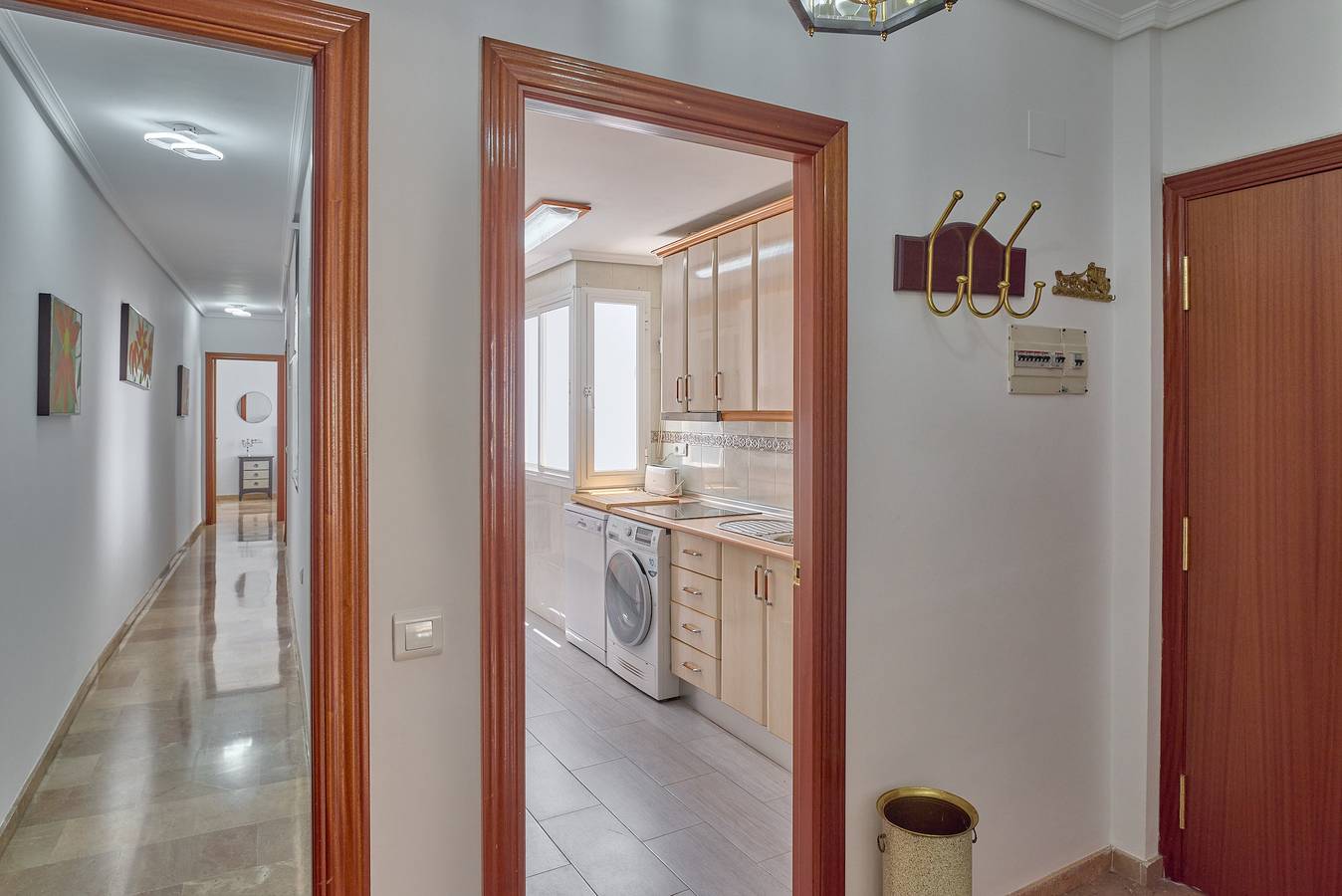 Appartement entier, Appartement 'Apartamento 5 Caballeros' avec balcon, Wi-Fi et climatisation in Puente Genil, Province de Córdoba