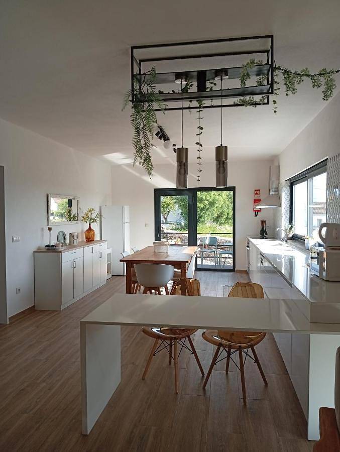 Location de vacances pour 6 personnes, avec jardin et vue dans Mogadouro