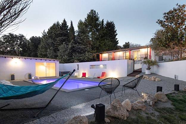 Location de vacances pour 3 personnes, avec Balcon et Jacuzzi ainsi que Terrasse et Jardin à Aumelas