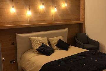 Gîte pour 6 personnes, avec terrasse à Verchaix