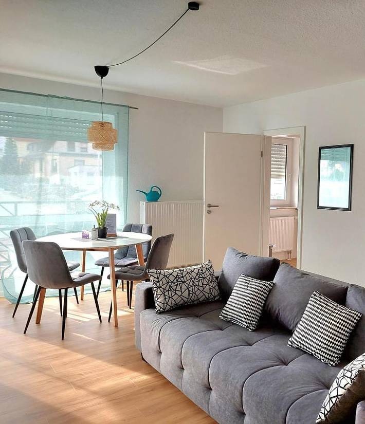 Ferienwohnung für 3 Personen, mit Balkon und Terrasse in Großröhrsdorf