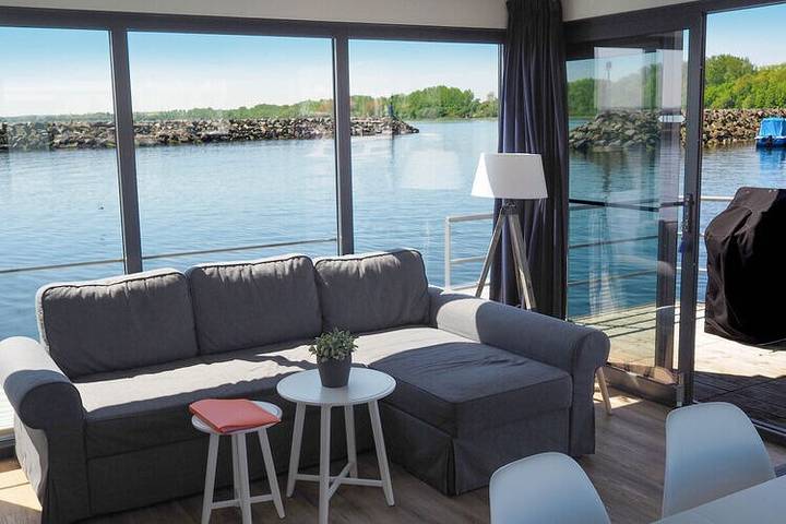 Hausboot für 4 Personen, mit Terrasse, kinderfreundlich in der Mecklenburger Bucht - 2