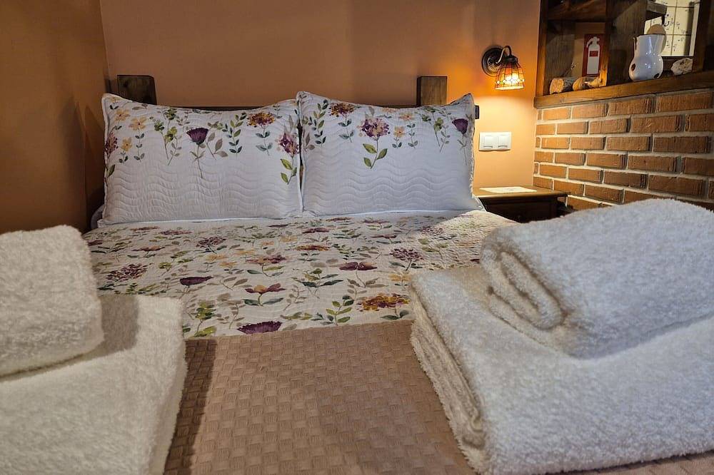 Entire apartment, 211A La Chalana Bonito Estudio en Tazones para 2 p in Tazones, Villaviciosa