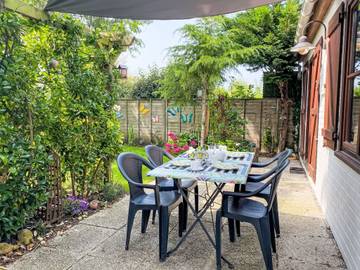 Bungalow für 5 Personen in Bredene, Westflandern, Bild 1