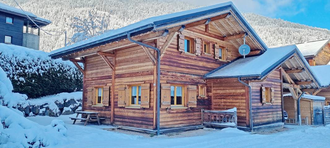 Location de vacances pour 8 personnes, avec terrasse et jardin à Saint-Jean-d'Aulps - 2