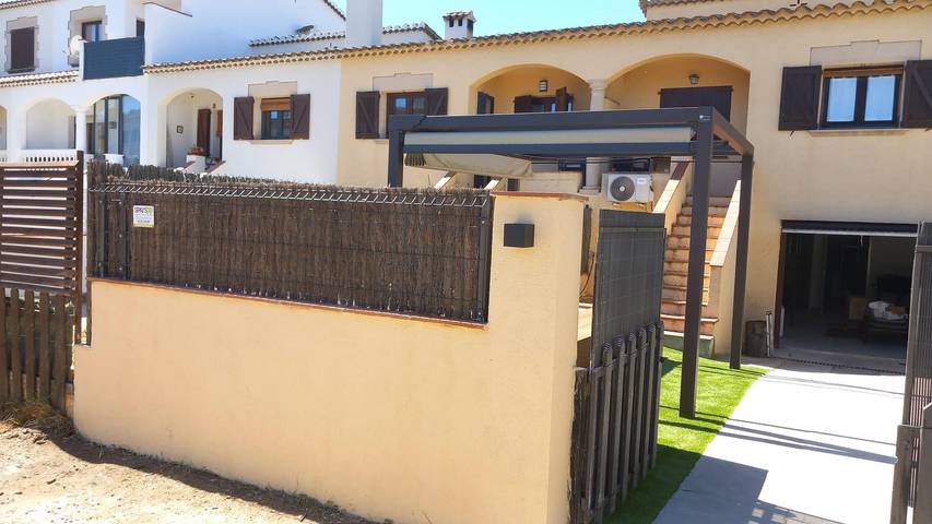 Casa rural para 4 personas, con jardín en Alt Empordà - 2