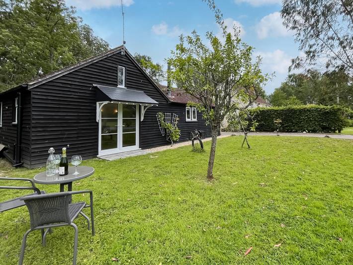 Cottage for 2 people, with garden, with pets in Dorset