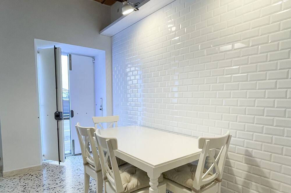 Blue House, Beautiful and Comfortable House 2 steps from the sea. in Grottammare, Grottammare (Comune)