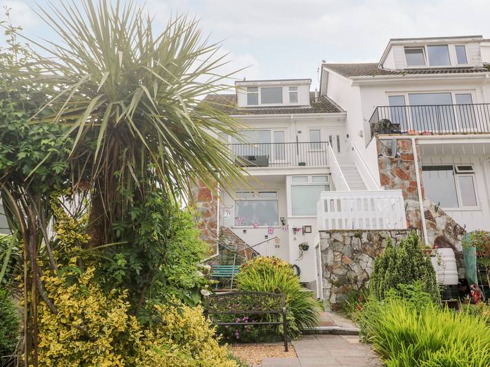Apartment for 4 people, with Balcony in Falmouth (UK)