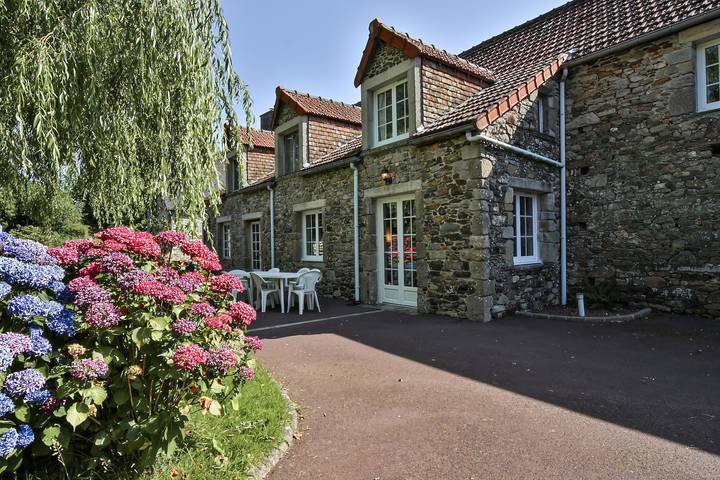 Location de vacances pour 7 personnes, avec Jardin dans La Hague