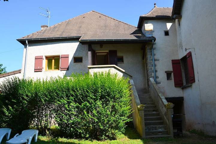 Gîte pour 4 personnes, avec Jacuzzi et Piscine à Saint-Léger-sur-Dheune