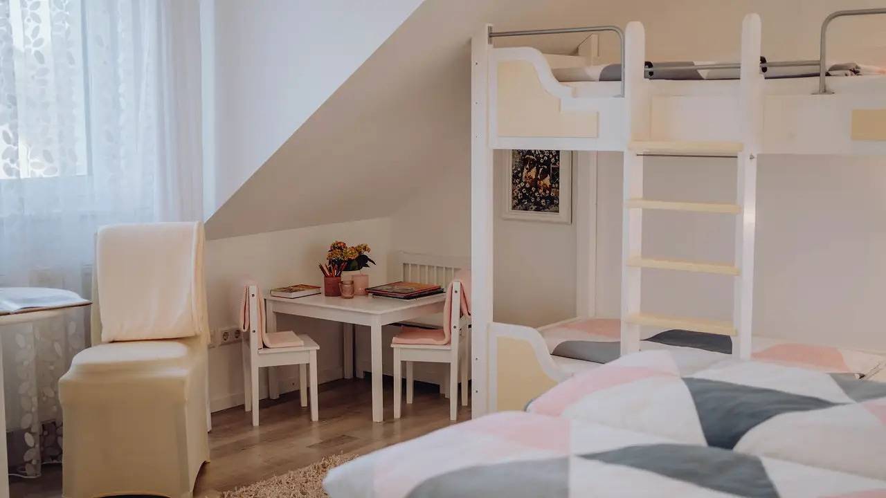Mehrbettzimmer für 4 Personen in Rheinhausen in Rheinhausen, Südschwarzwald