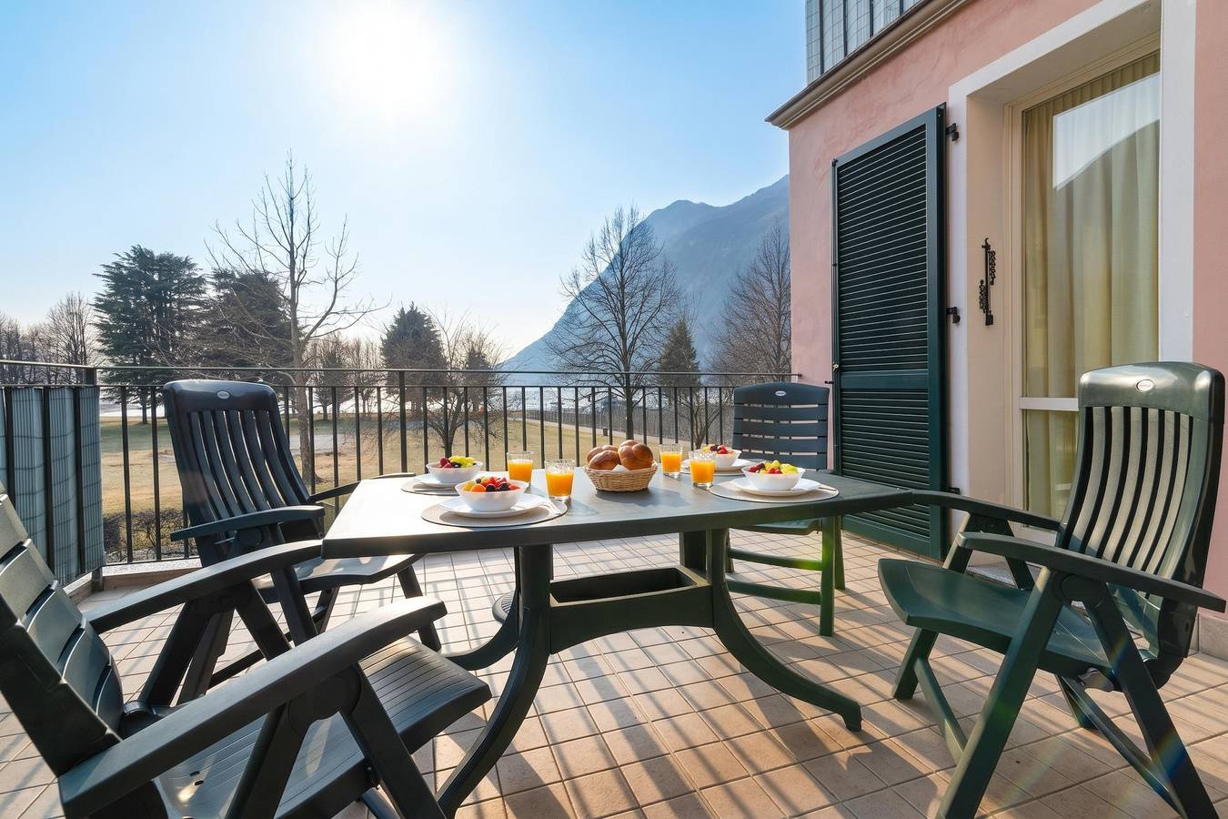 Ganze Wohnung, Ferienwohnung für 4 Personen mit Balkon in Porlezza, Gemeinde Porlezza