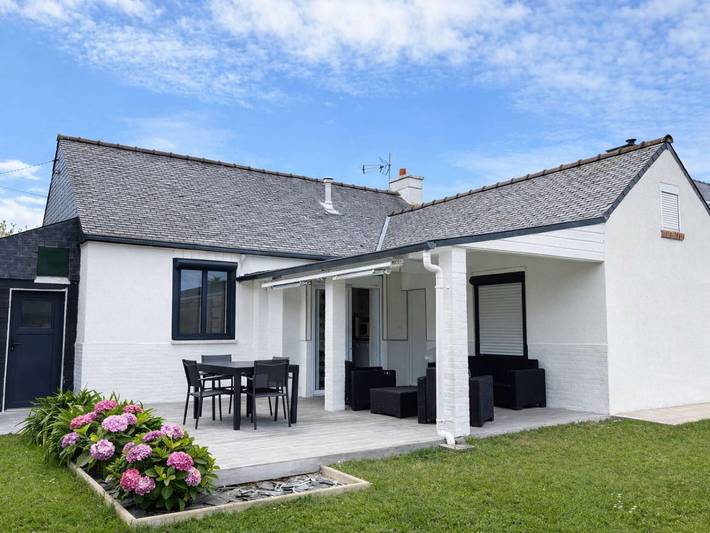 Location de vacances pour 4 personnes, avec jardin dans Île-Grande