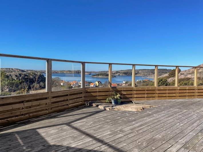 Villa för 4 Personer, med Terass och Utsikt i Fjällbacka