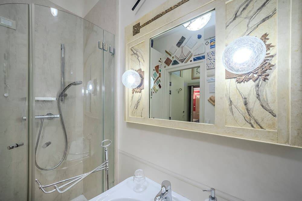 Apartamento entero, Absolute Center, Parking - (Private Museum) in Mantua, Provincia de Mantova