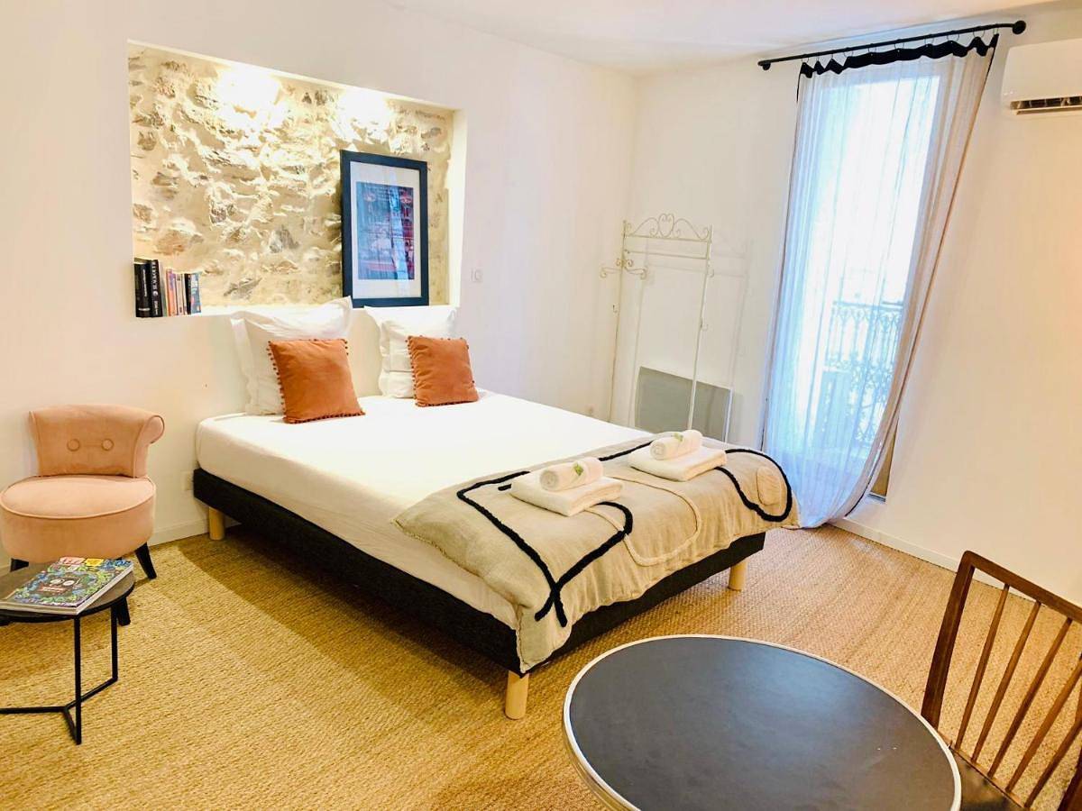 Appartement entier, "Ribot" Coquet studio en coeur de ville avec wifi et clim in Sète, Côte méditerranéenne (France)