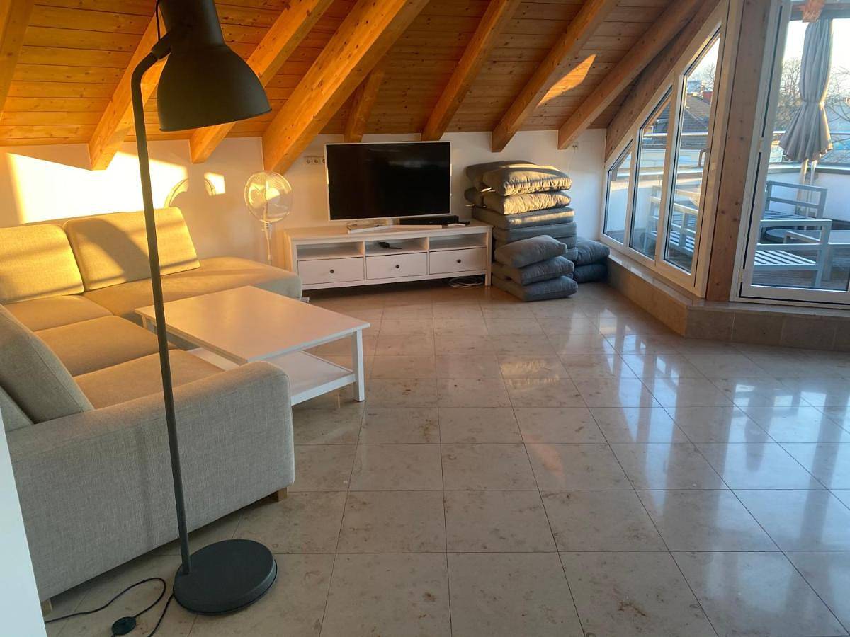Ganze Wohnung, Superior Apartment in Rosenheim, Oberbayern