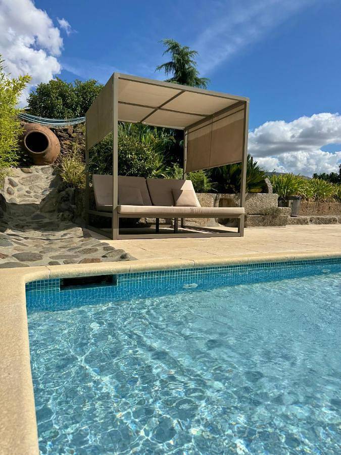 Location de vacances pour 2 personnes, avec bassin pour enfant et jardin ainsi que piscine et vue dans Mesão Frio - 3