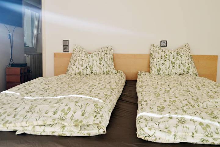 Ganze Wohnung, Wiener Apartment mit Garten (L) in Floridsdorf, Wien