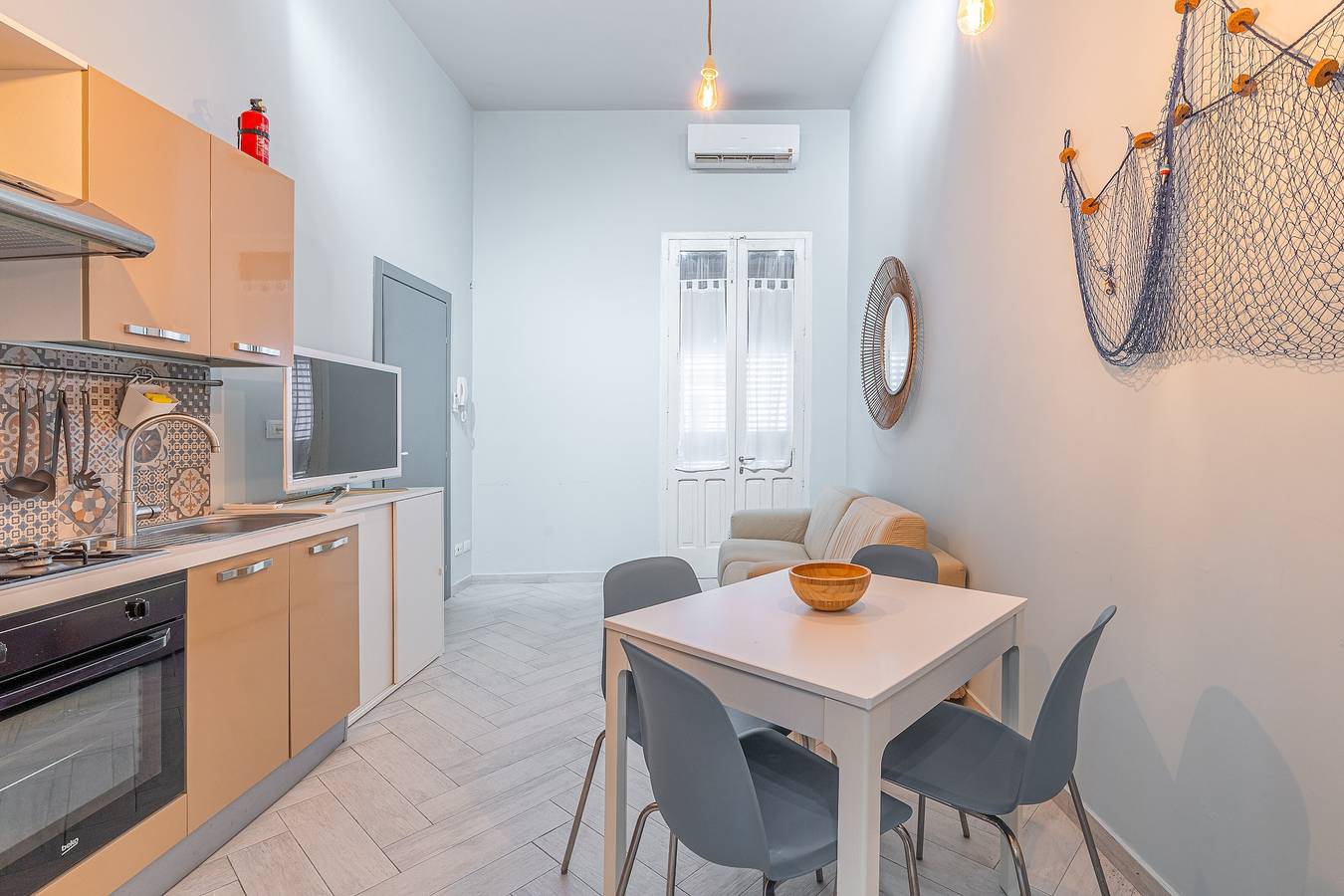 Appartement entier, Appartement 'Blue House - Rez-de-chaussée' avec Wi-Fi et climatisation in Capo Passero, Portopalo di Capo Passero