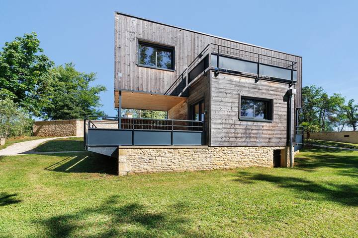 Ferienhaus für 6 Personen, mit Garten und Whirlpool in Sarlat-la-Canéda