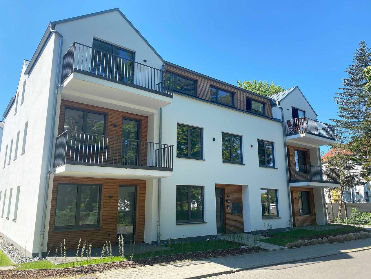 Ganze Ferienwohnung, F: Parkvilla Candela Whg. 05 Blaue Oase mit Balkon in Baabe, Rügen
