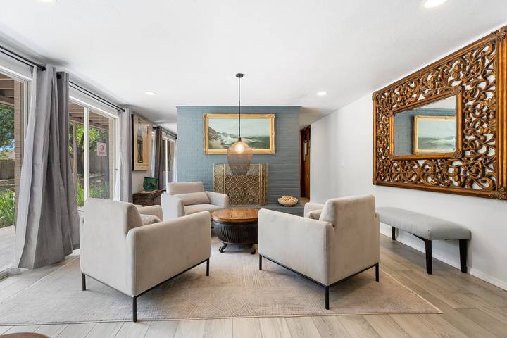 Vacation house for 14 people, with balcony and yard in Oklahoma