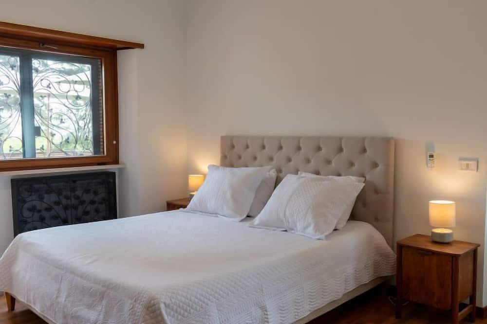 Villa Valentina by Interhome in Manziana, Lac de Bracciano