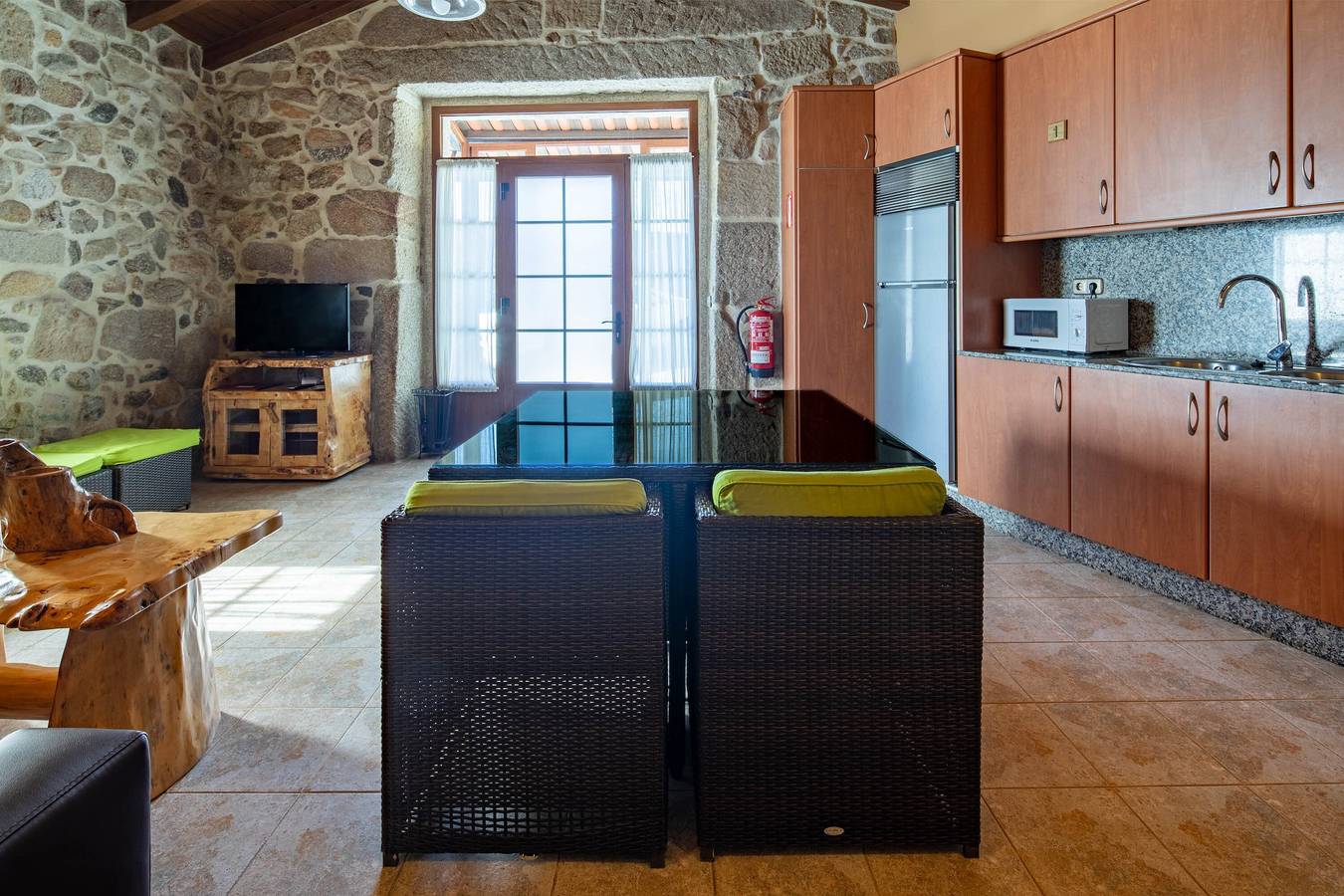 Maison de vacances "Casa Bahia" avec vue sur les montagnes et Wi-Fi in Bueu, Rías Baixas
