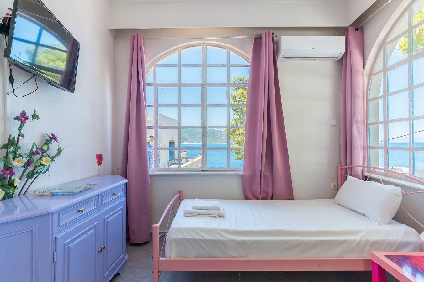 Ganze Wohnung, Apartment 'Afroditi' mit Meerblick, Wlan und Klimaanlage in Inseln der Region Attika