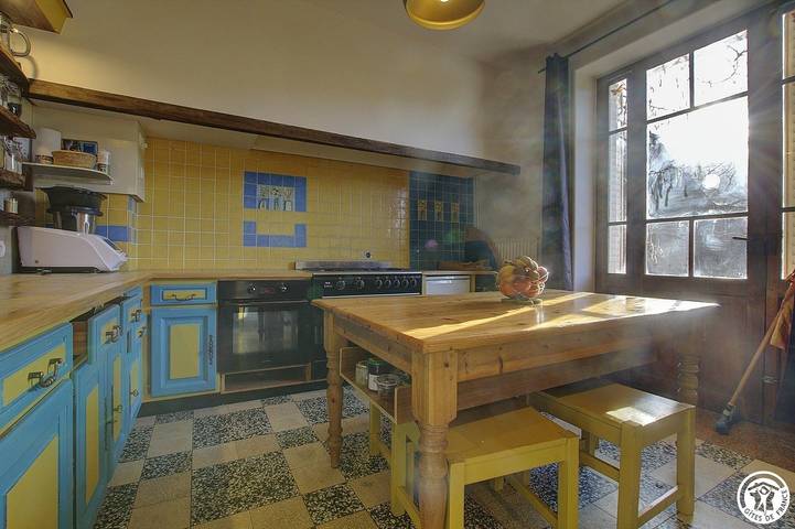 Gîte pour 12 personnes, avec jardin et piscine dans l' Ain - 4