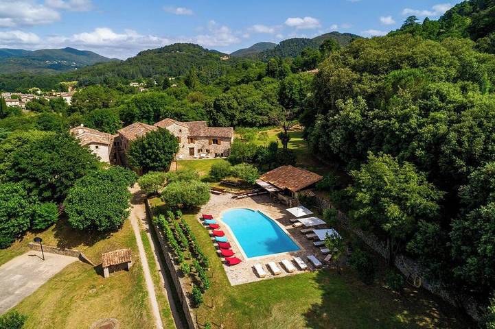 Agriturismo für 40 Personen, mit Garten und Sauna sowie Whirlpool in Gard