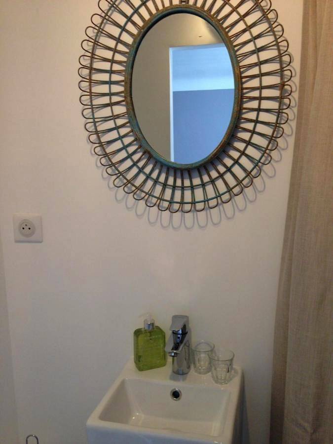 Double Room in Verneuil-sur-Seine, Yvelines